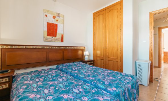 Resale - Bungalow -
Albir