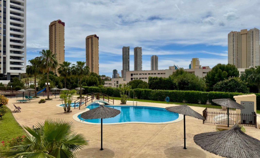 Herverkoop - apartment -
Benidorm - Playa Poniente