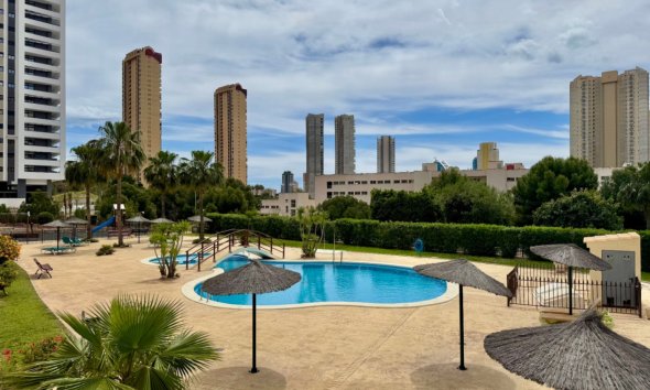 Herverkoop - apartment -
Benidorm - Playa Poniente