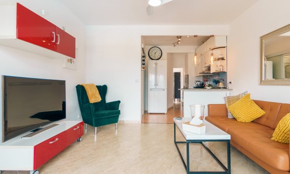 Resale - Bungalow -
Albir