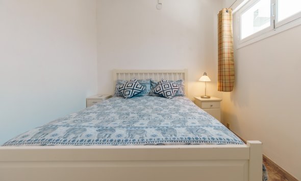 Resale - Bungalow -
Albir