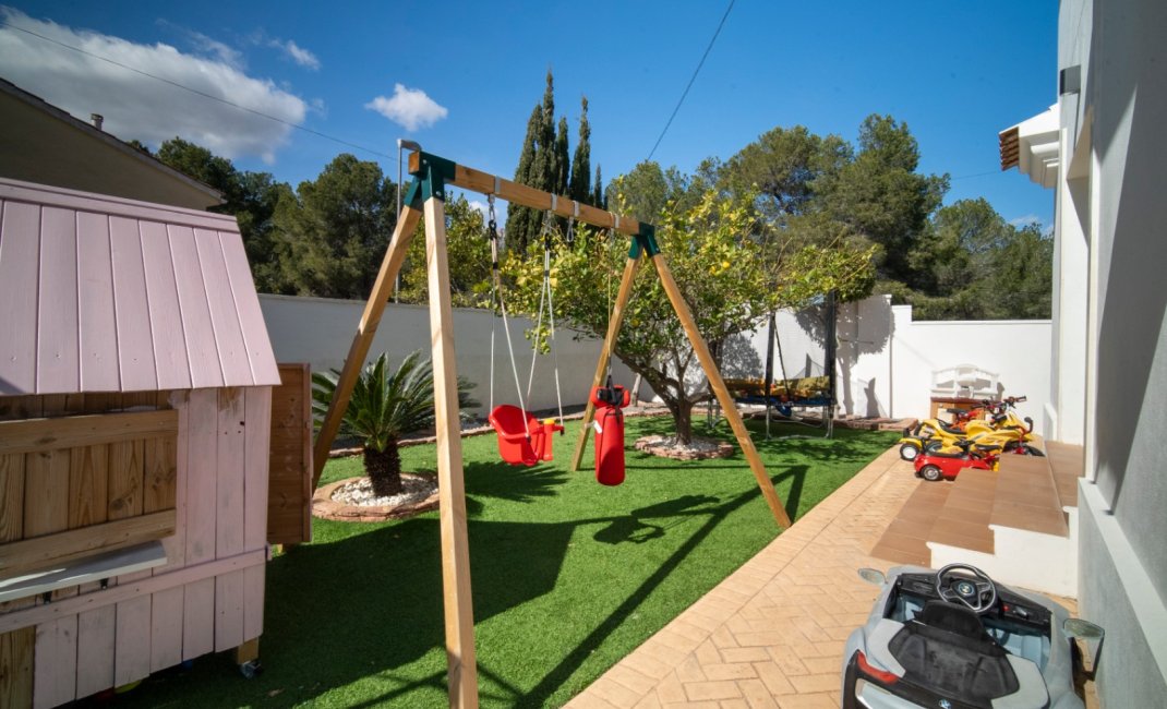 Videresalg - Villa -
La Nucía - Entrepinos