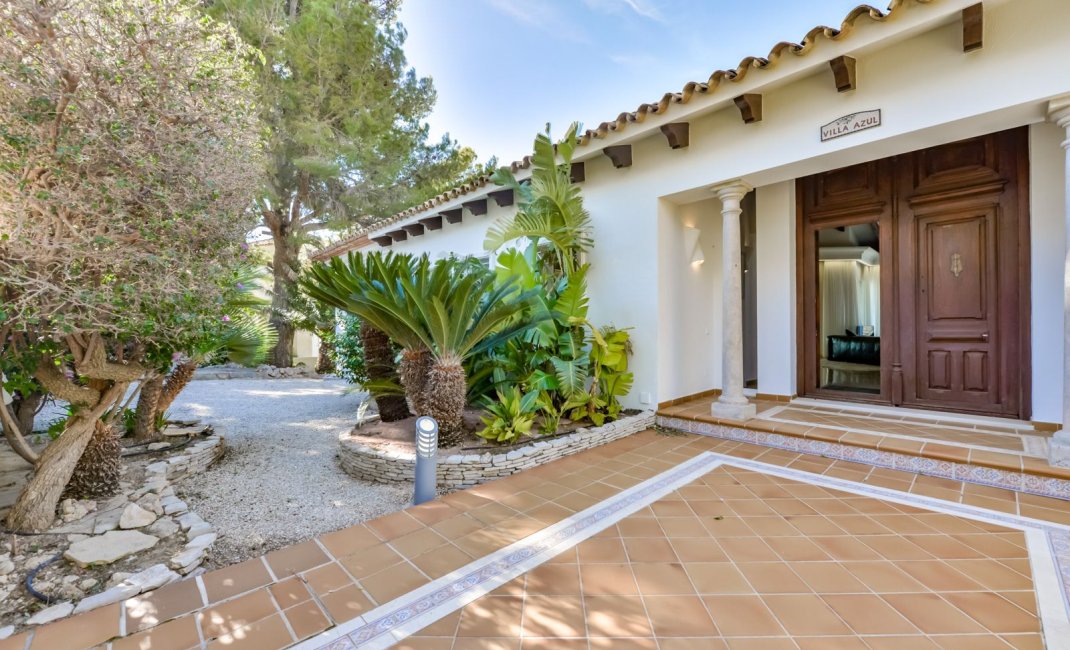 Reventa - Villa -
Altea - Sierra de Altea