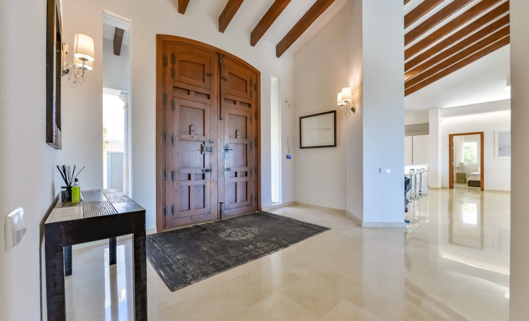 Reventa - Villa -
Altea - Sierra de Altea