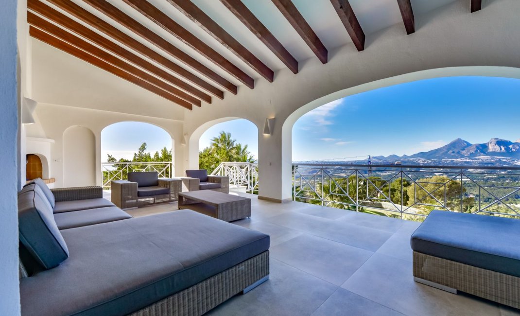 Reventa - Villa -
Altea - Sierra de Altea