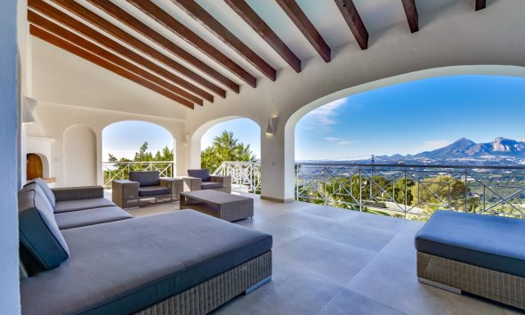 Reventa - Villa -
Altea - Sierra de Altea