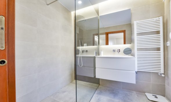 Reventa - Villa -
Altea - Sierra de Altea