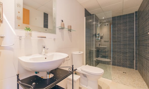 Resale - Apartment / flat -
Albir