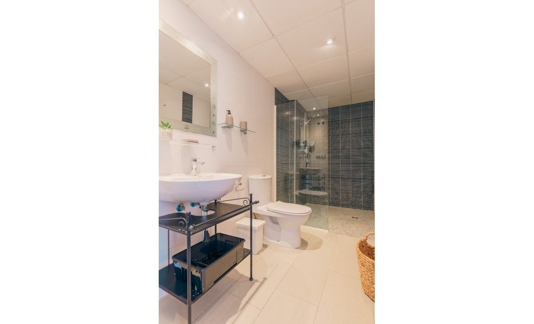Resale - Apartment / flat -
Albir
