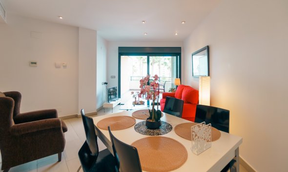 Resale - Apartment / flat -
Albir