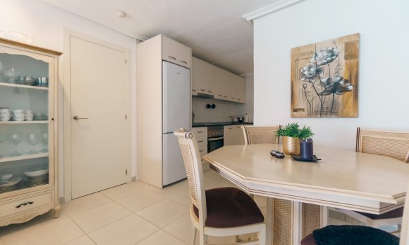 Reventa - Chalet / Villa  -
Albir