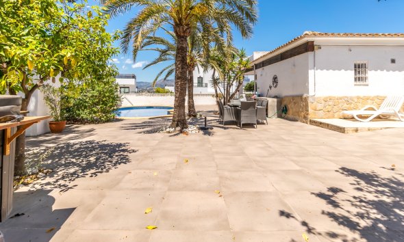 Reventa - Chalet / Villa  -
Albir