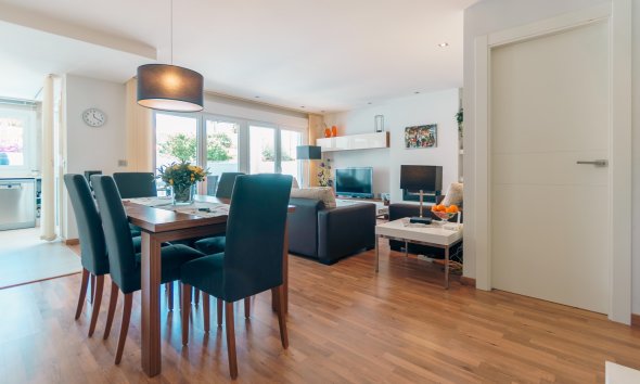 Reventa - Chalet / Villa  -
Albir
