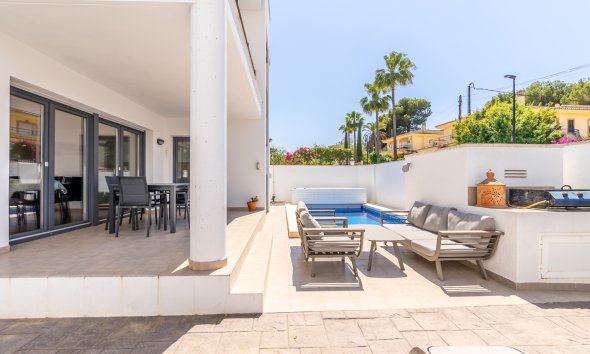Reventa - Chalet / Villa  -
Albir