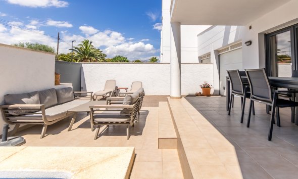 Reventa - Chalet / Villa  -
Albir