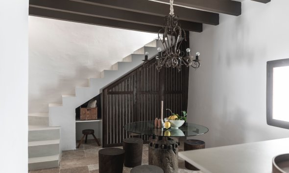 Revente - Maison mitoyenne -
Altea