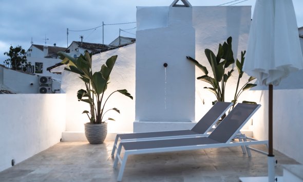 Revente - Maison mitoyenne -
Altea