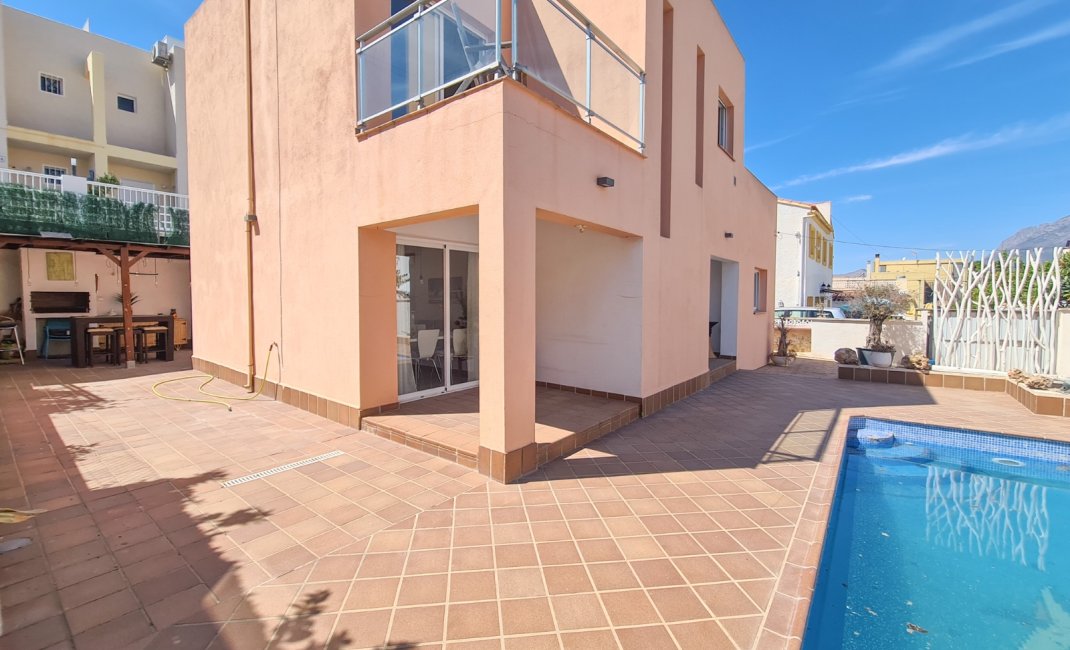 Reventa - Villa -
Albir