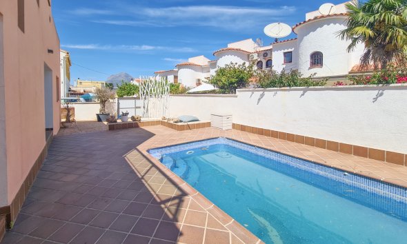 Reventa - Villa -
Albir