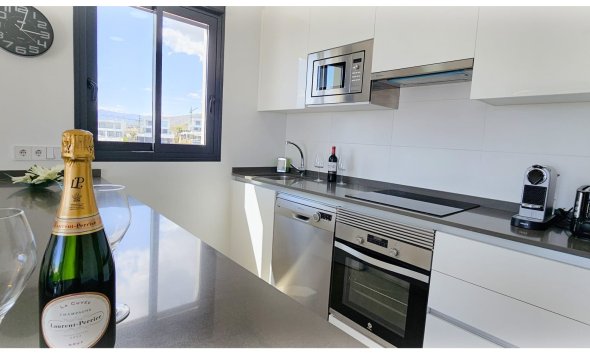 Reventa - Apartamento / piso -
Finestrat
