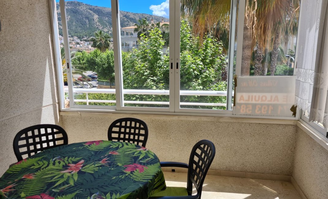 Alquiler corta estancia - Apartamento / piso -
Albir