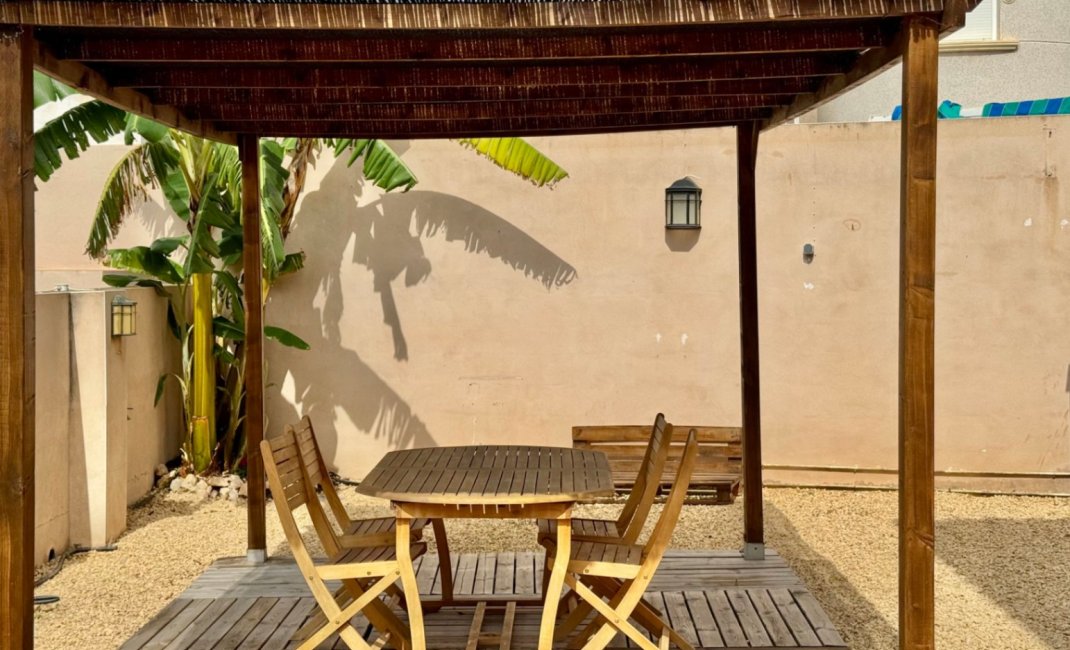 Resale - Villa -
Albir