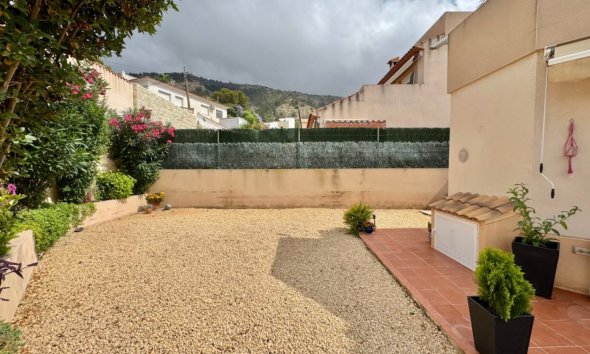 Resale - Villa -
Albir