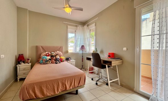 Resale - Villa -
Albir