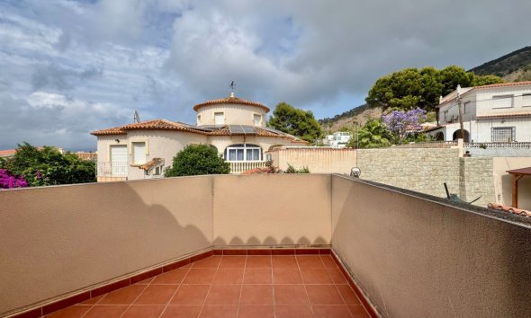 Resale - Villa -
Albir
