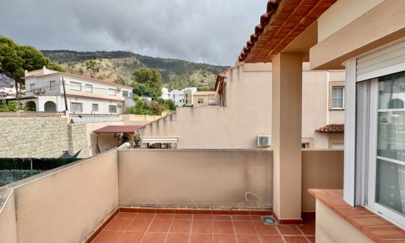 Resale - Villa -
Albir
