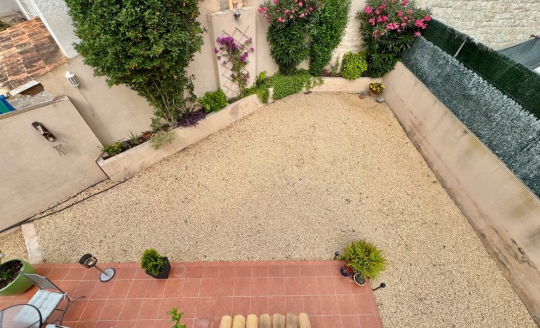 Resale - Villa -
Albir