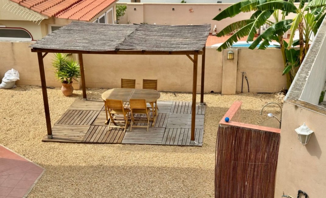 Resale - Villa -
Albir