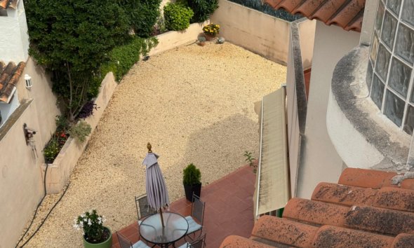 Resale - Villa -
Albir