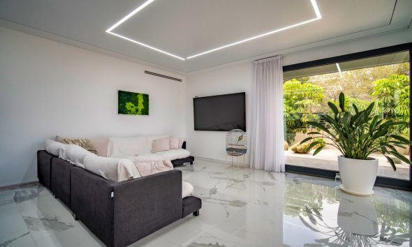 Herverkoop - Villa -
Benidorm - Playa de Poniente