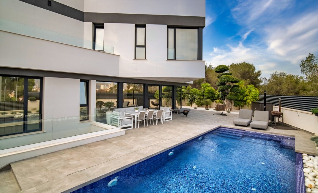 Herverkoop - Villa -
Benidorm - Playa de Poniente