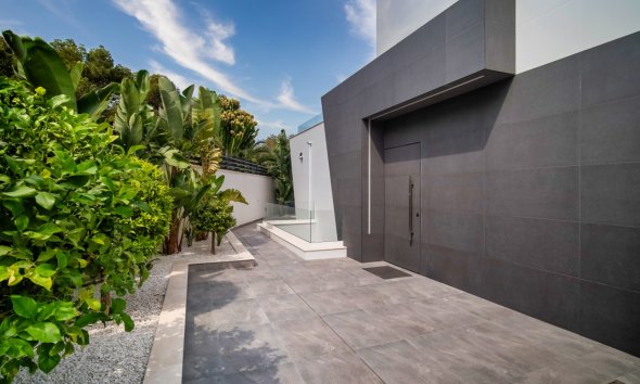 Herverkoop - Villa -
Benidorm - Playa de Poniente