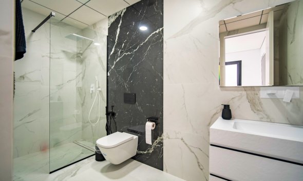 Herverkoop - Villa -
Benidorm - Playa de Poniente