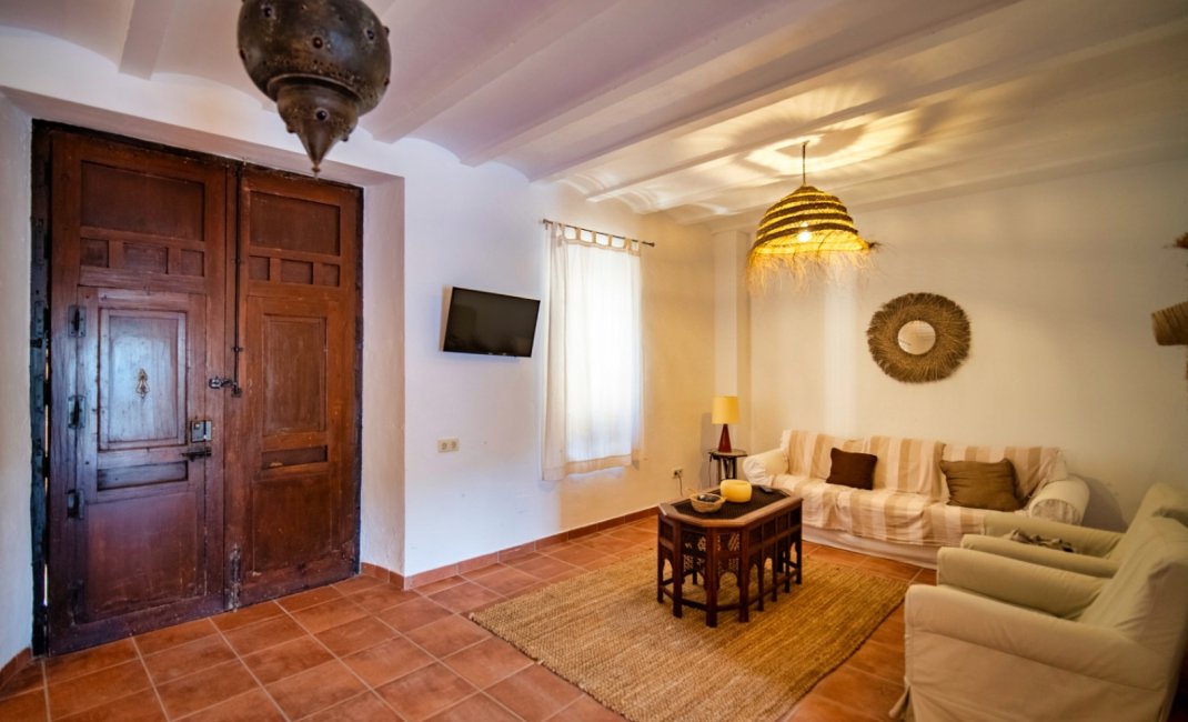 Resale - Villa -
Polop