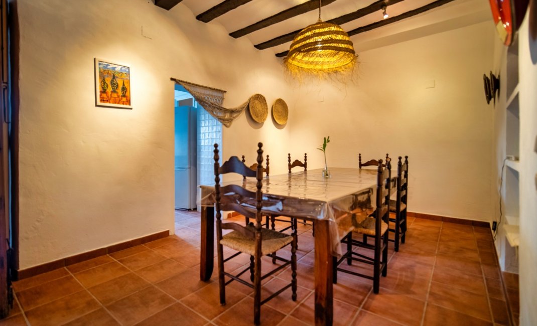 Resale - Villa -
Polop