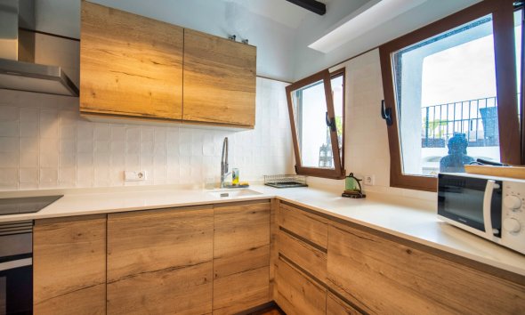 Resale - Villa -
Polop