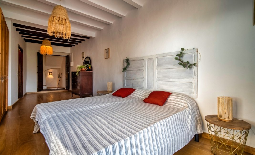 Resale - Villa -
Polop