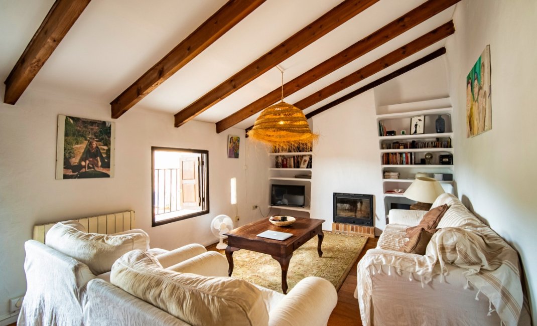 Resale - Villa -
Polop