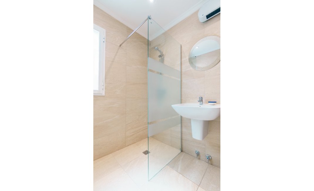 Herverkoop - Chalet / Villa -
La Nucía