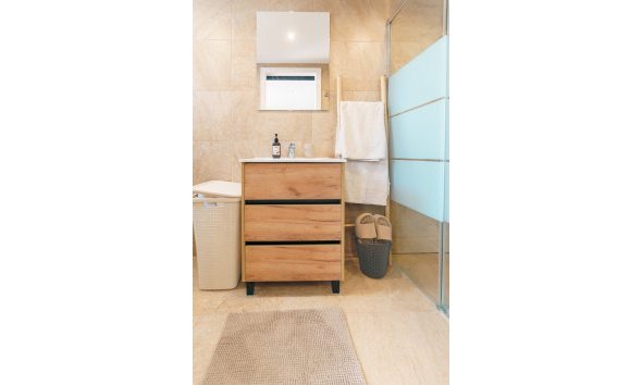 Herverkoop - Chalet / Villa -
La Nucía