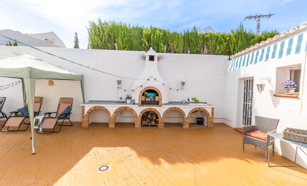 Herverkoop - Chalet / Villa -
La Nucía