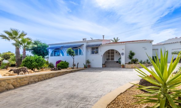 Herverkoop - Chalet / Villa -
La Nucía