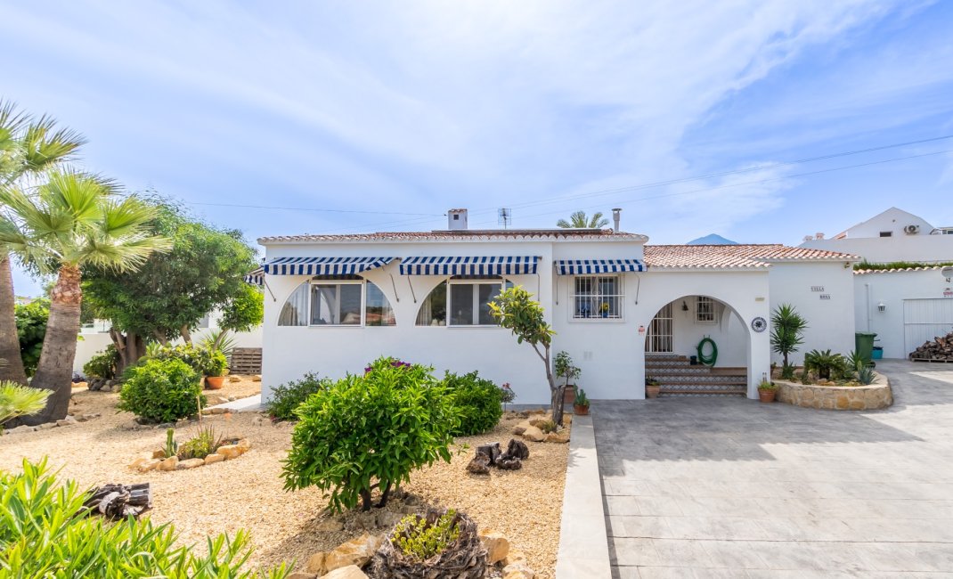 Herverkoop - Chalet / Villa -
La Nucía