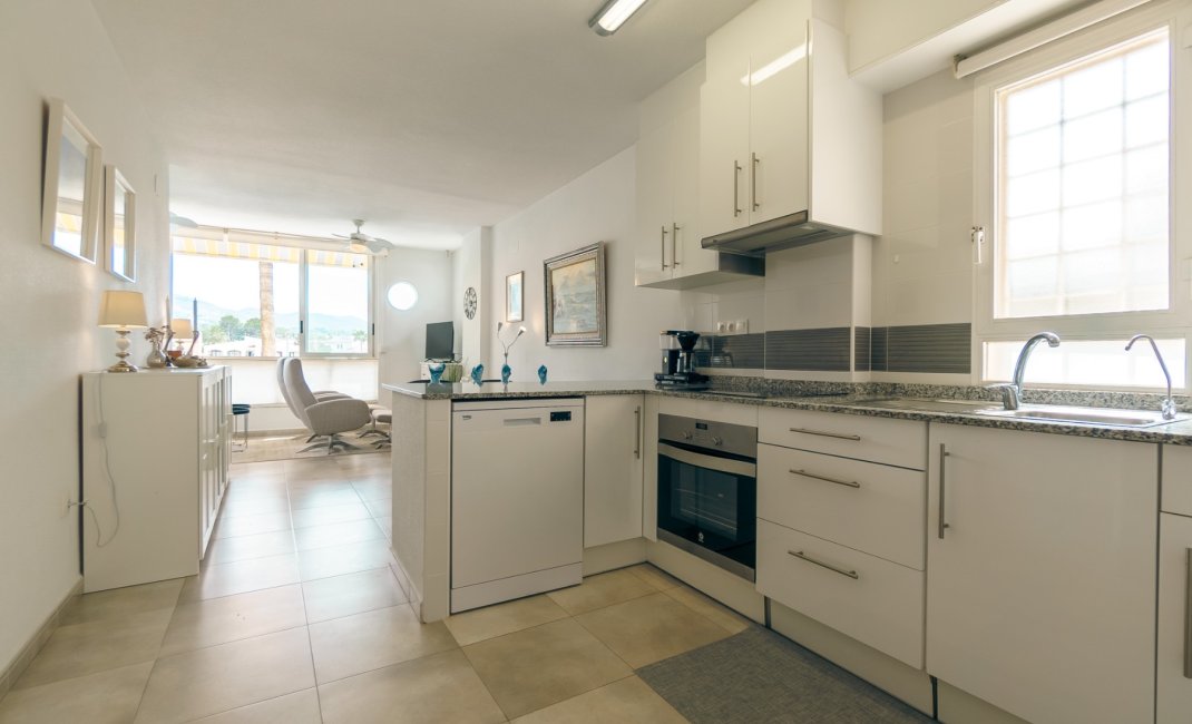 Revente - Appartement -
Albir