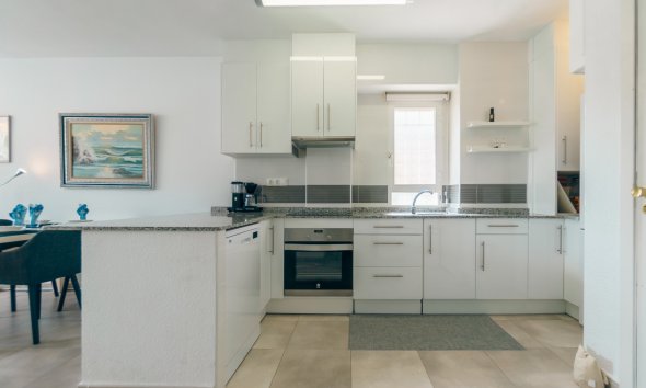 Revente - Appartement -
Albir