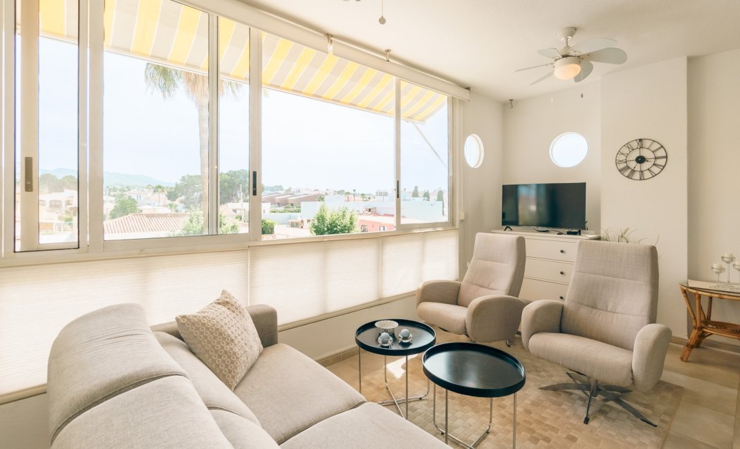 Revente - Appartement -
Albir